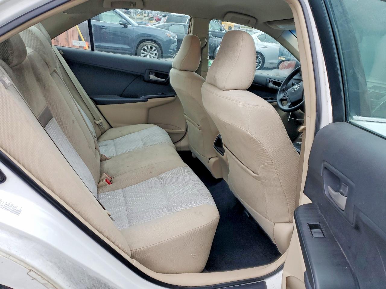 2012 TOYOTA CAMRY LE photo 10