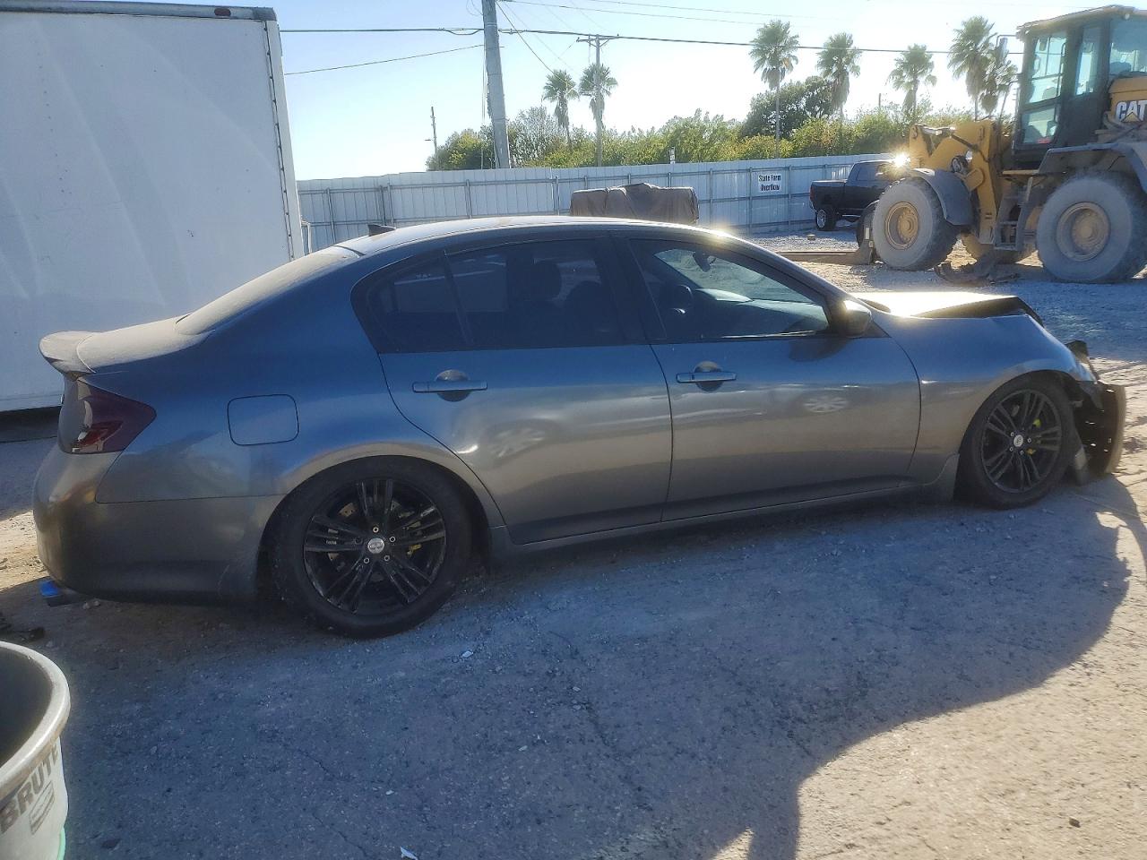 2012 INFINITI G37 BASE photo 3