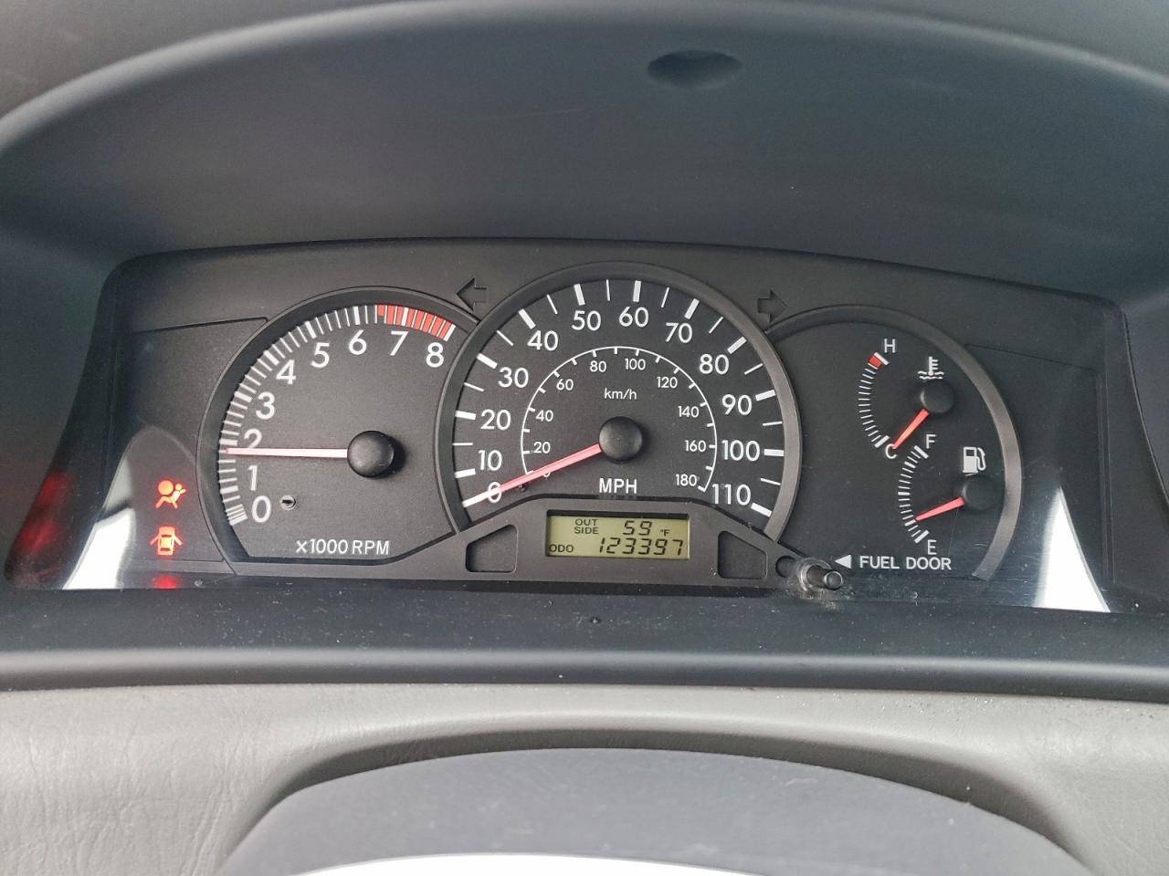 2003 TOYOTA COROLLA CE photo 9