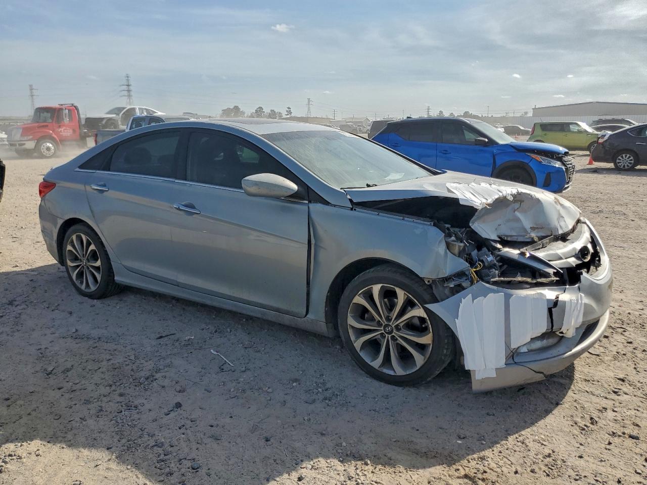 2013 HYUNDAI SONATA SE photo 4