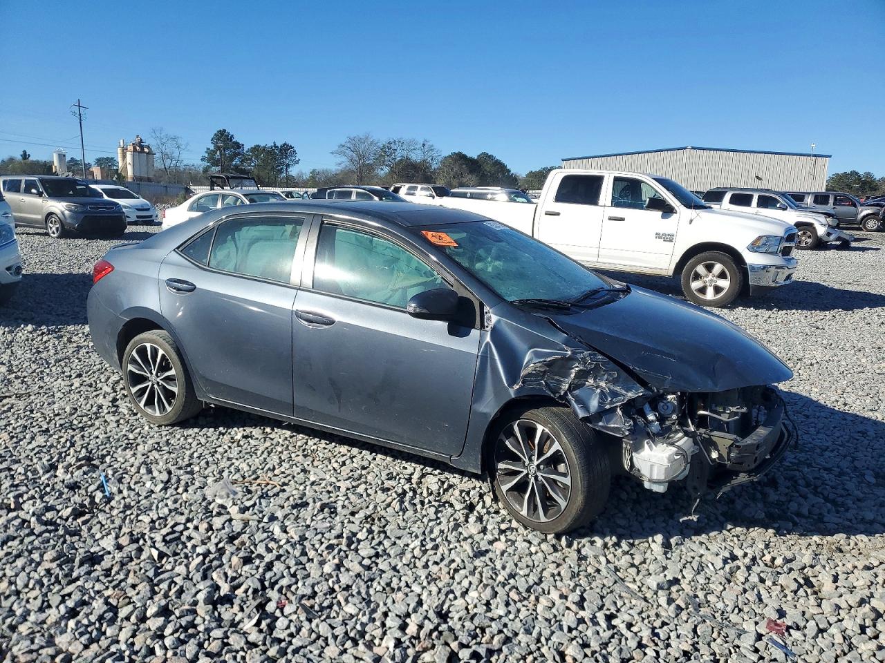 2018 TOYOTA COROLLA L photo 4