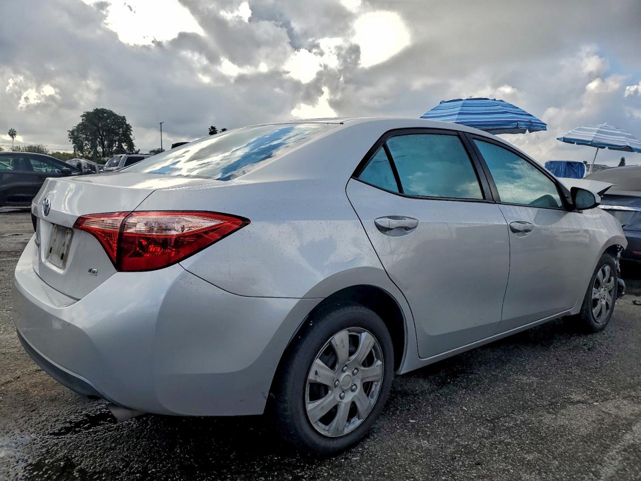 2018 TOYOTA COROLLA L photo 3