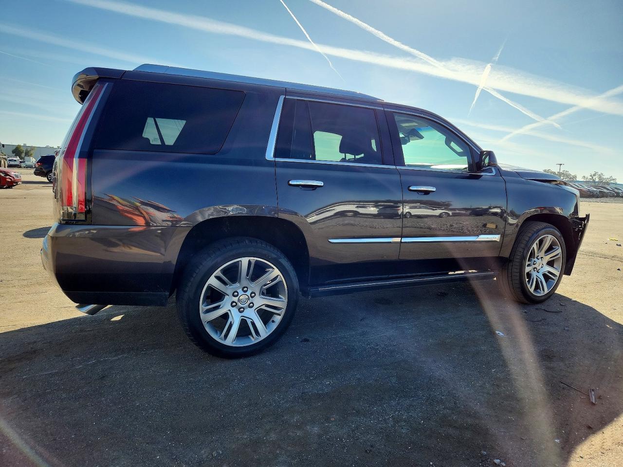 2015 CADILLAC ESCALADE photo 3