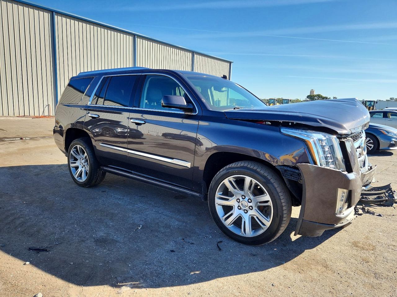 2015 CADILLAC ESCALADE photo 4