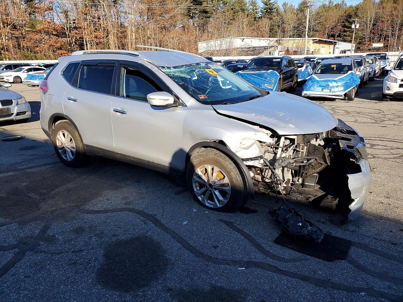2014 NISSAN ROGUE S photo 4