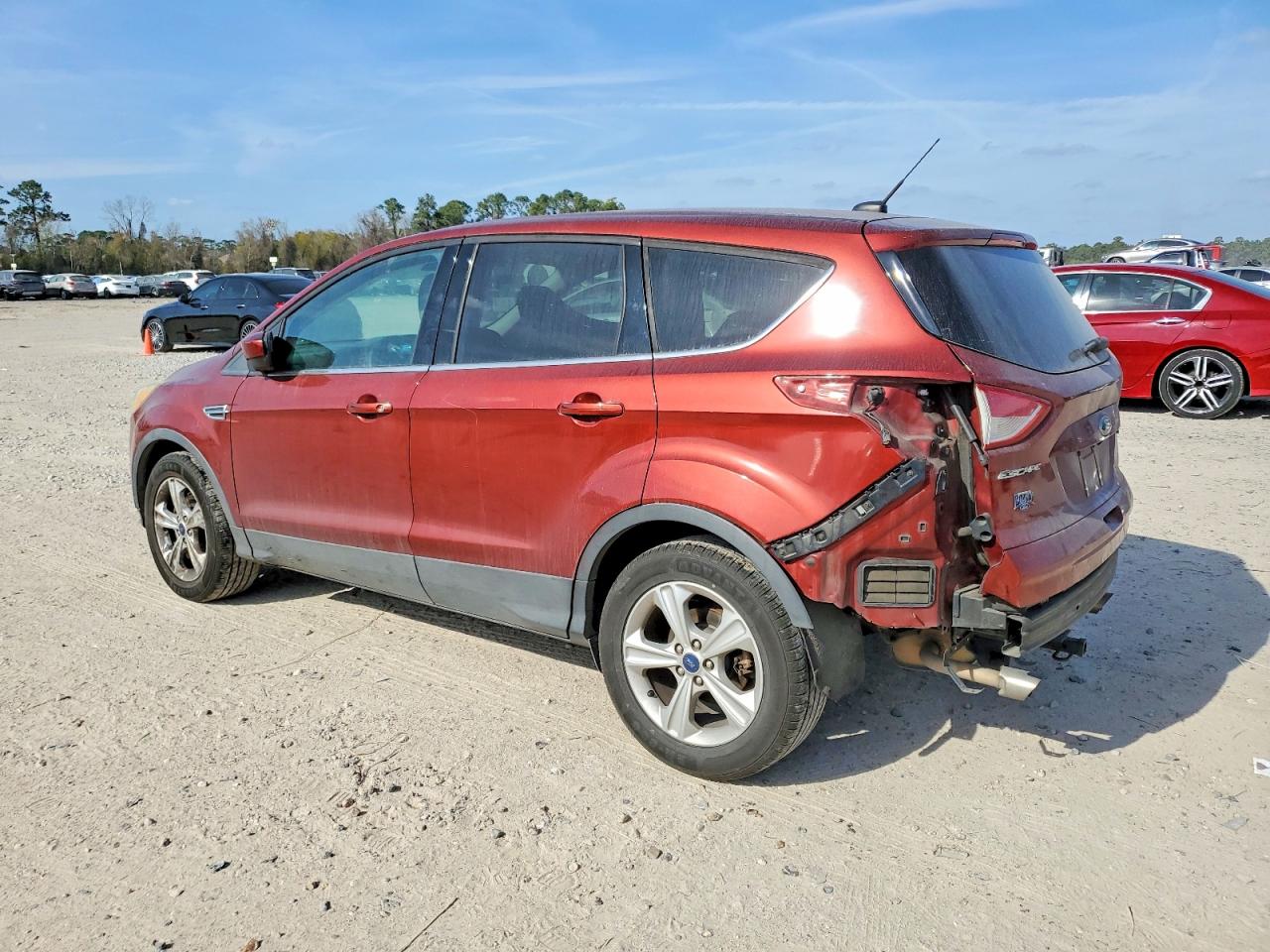 2016 FORD ESCAPE SE photo 2
