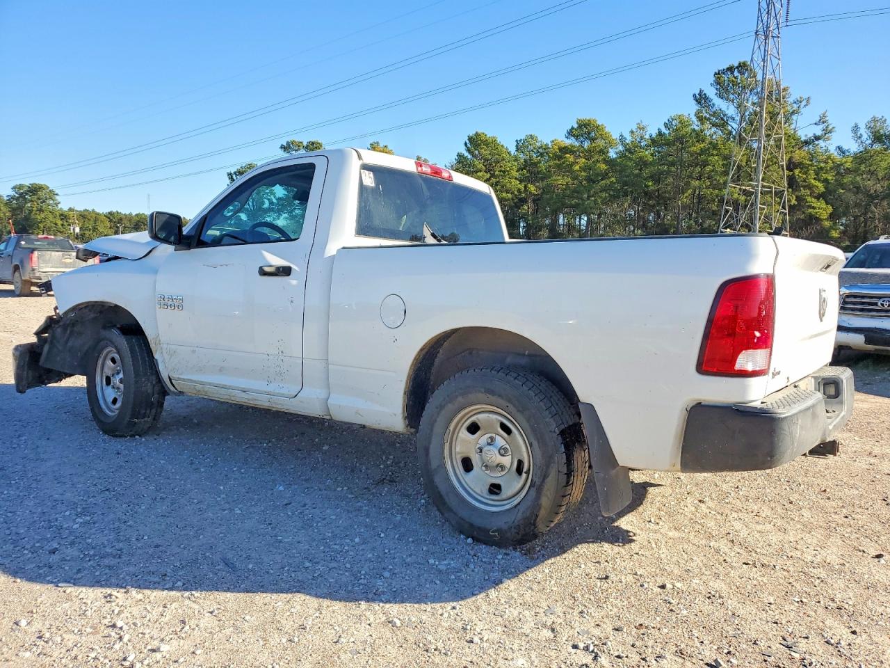 2018 RAM 1500 ST photo 2