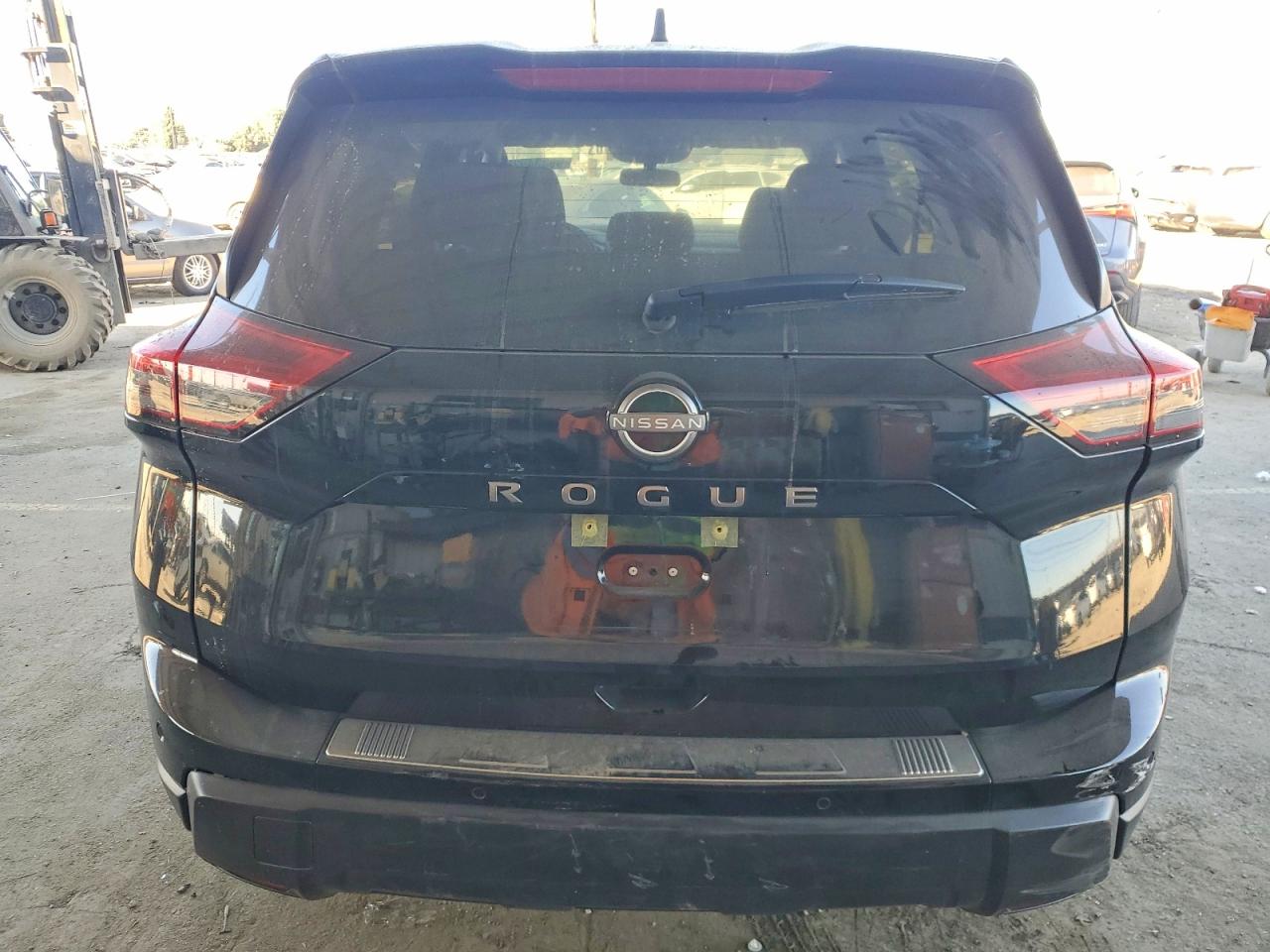 2025 NISSAN ROGUE SV photo 11