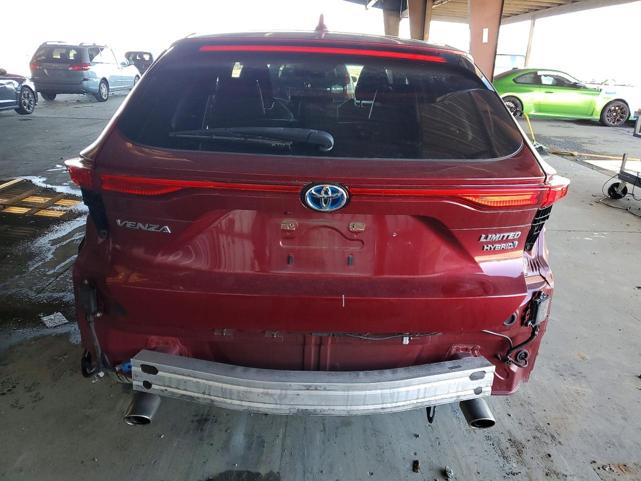 2021 TOYOTA VENZA LE photo 6
