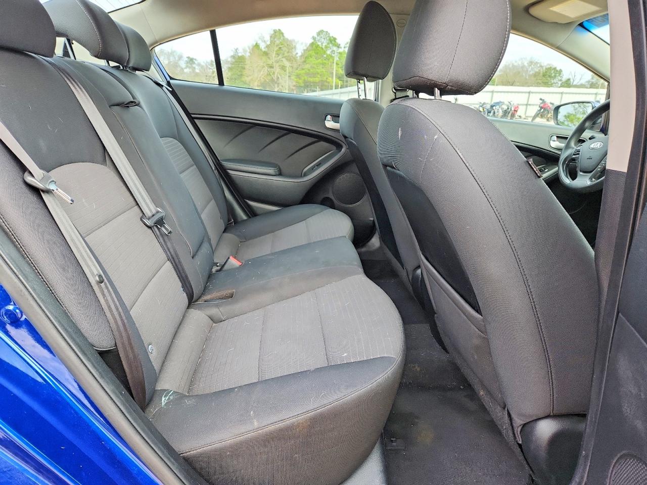 2018 KIA FORTE LX photo 10