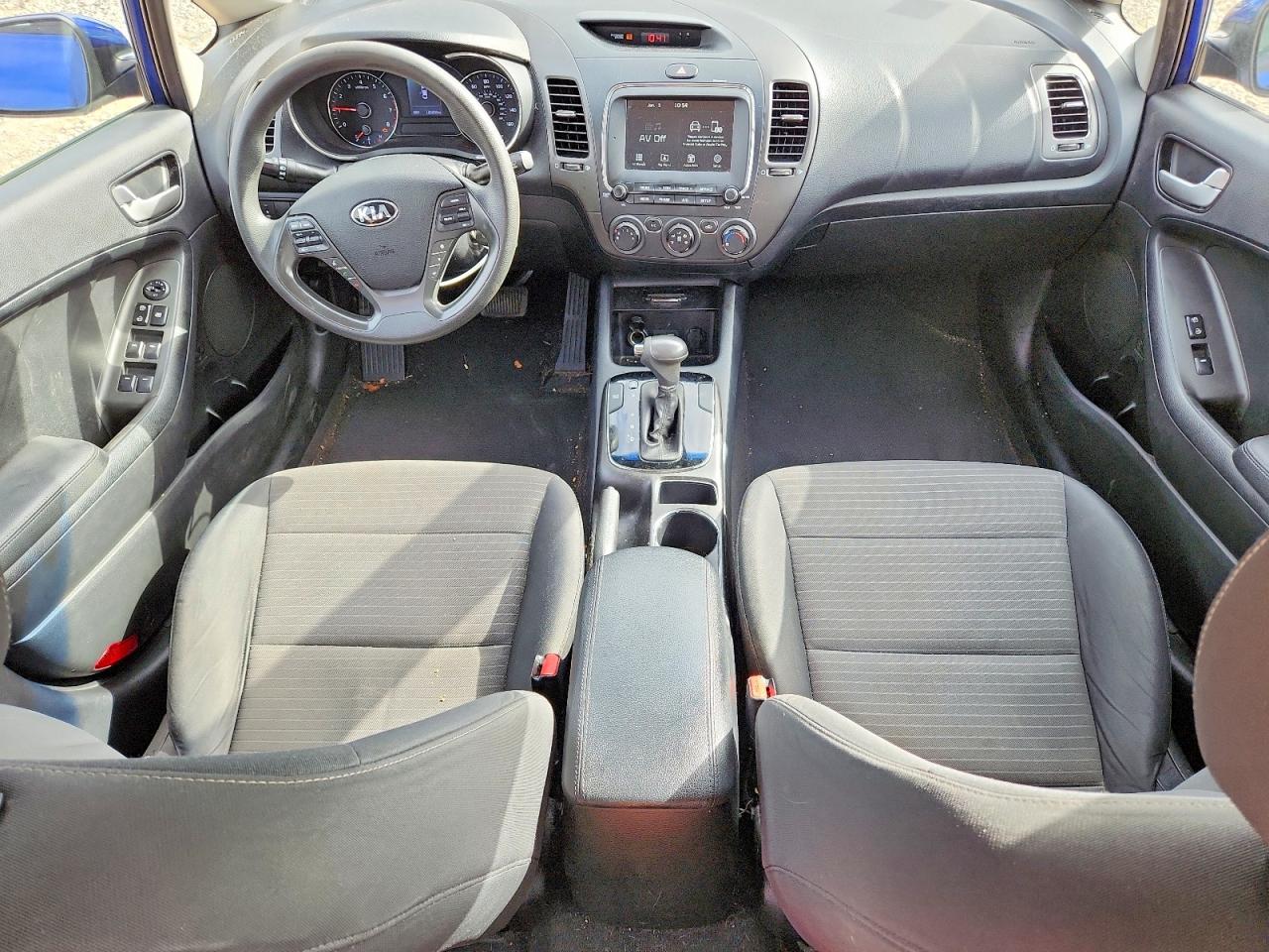 2018 KIA FORTE LX photo 8