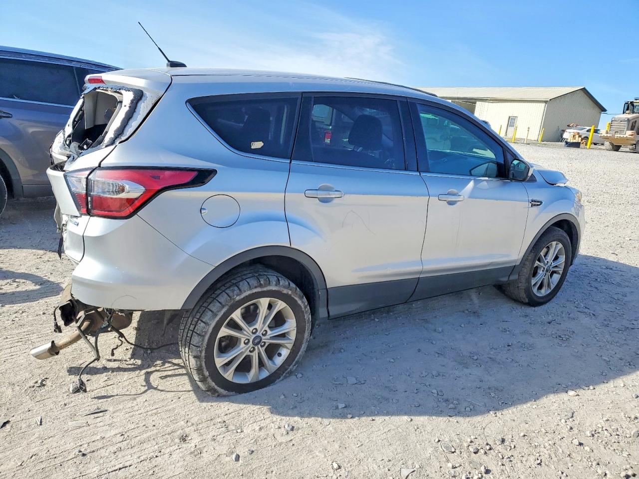 2017 FORD ESCAPE SE photo 3