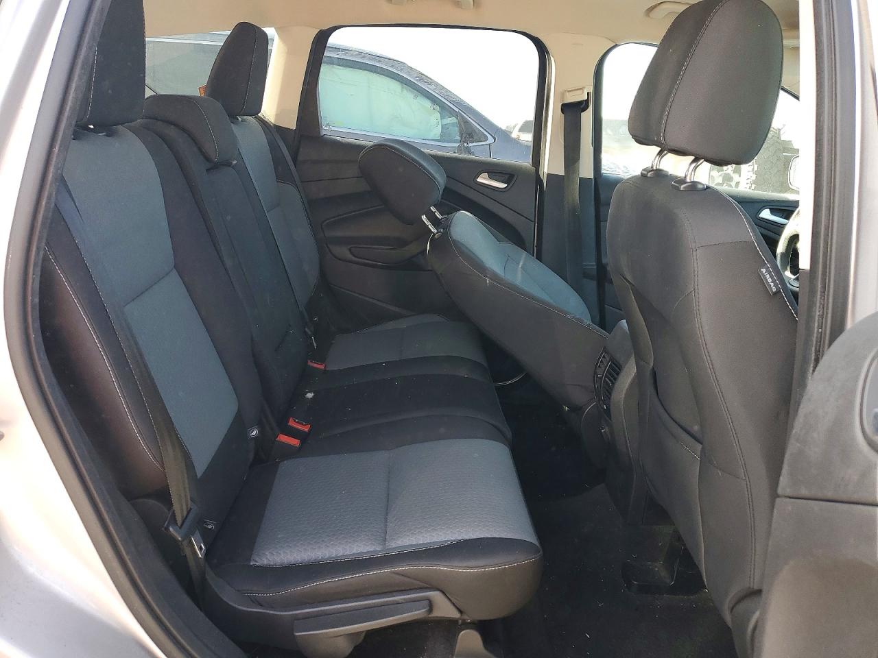 2017 FORD ESCAPE SE photo 11