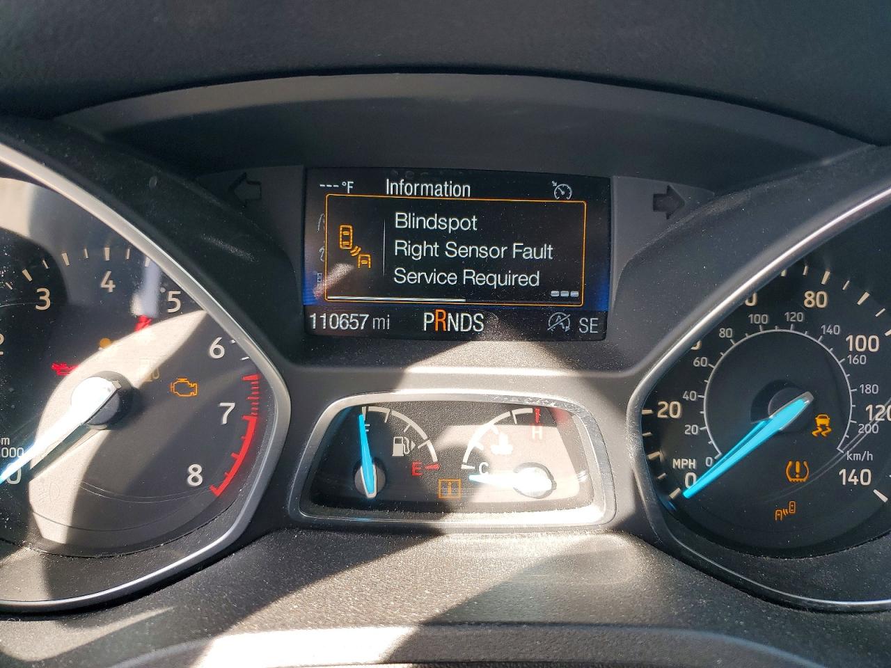 2017 FORD ESCAPE SE photo 9
