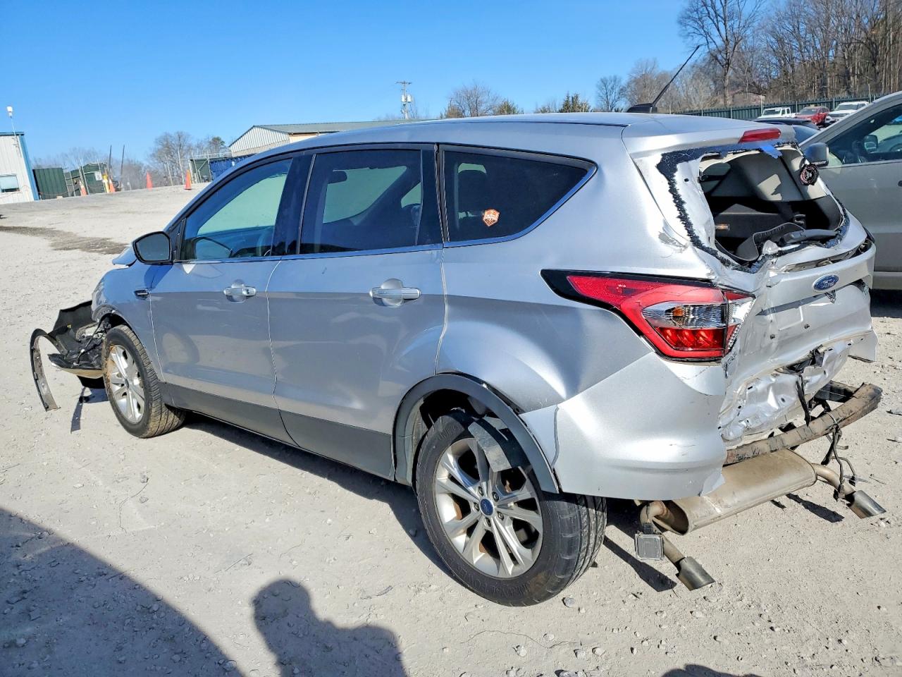 2017 FORD ESCAPE SE photo 2