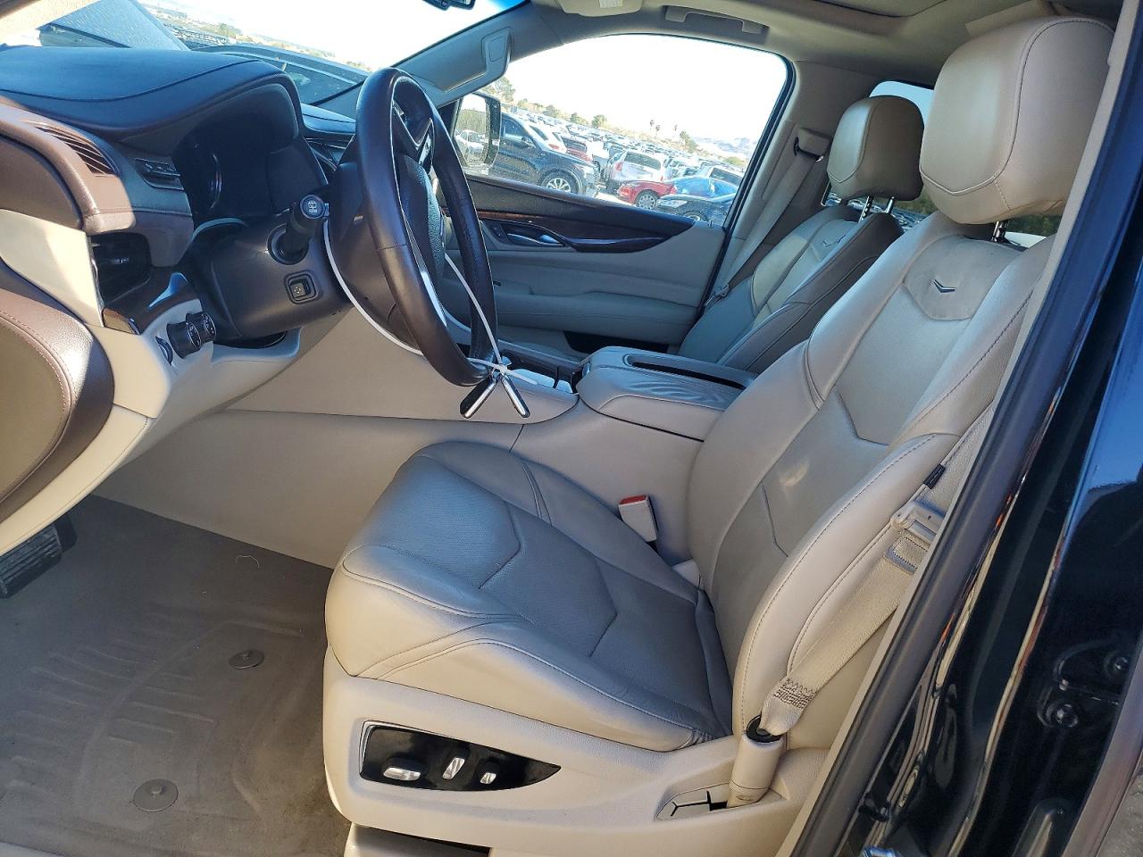2016 CADILLAC ESCALADE ESV PREMIUM photo 13