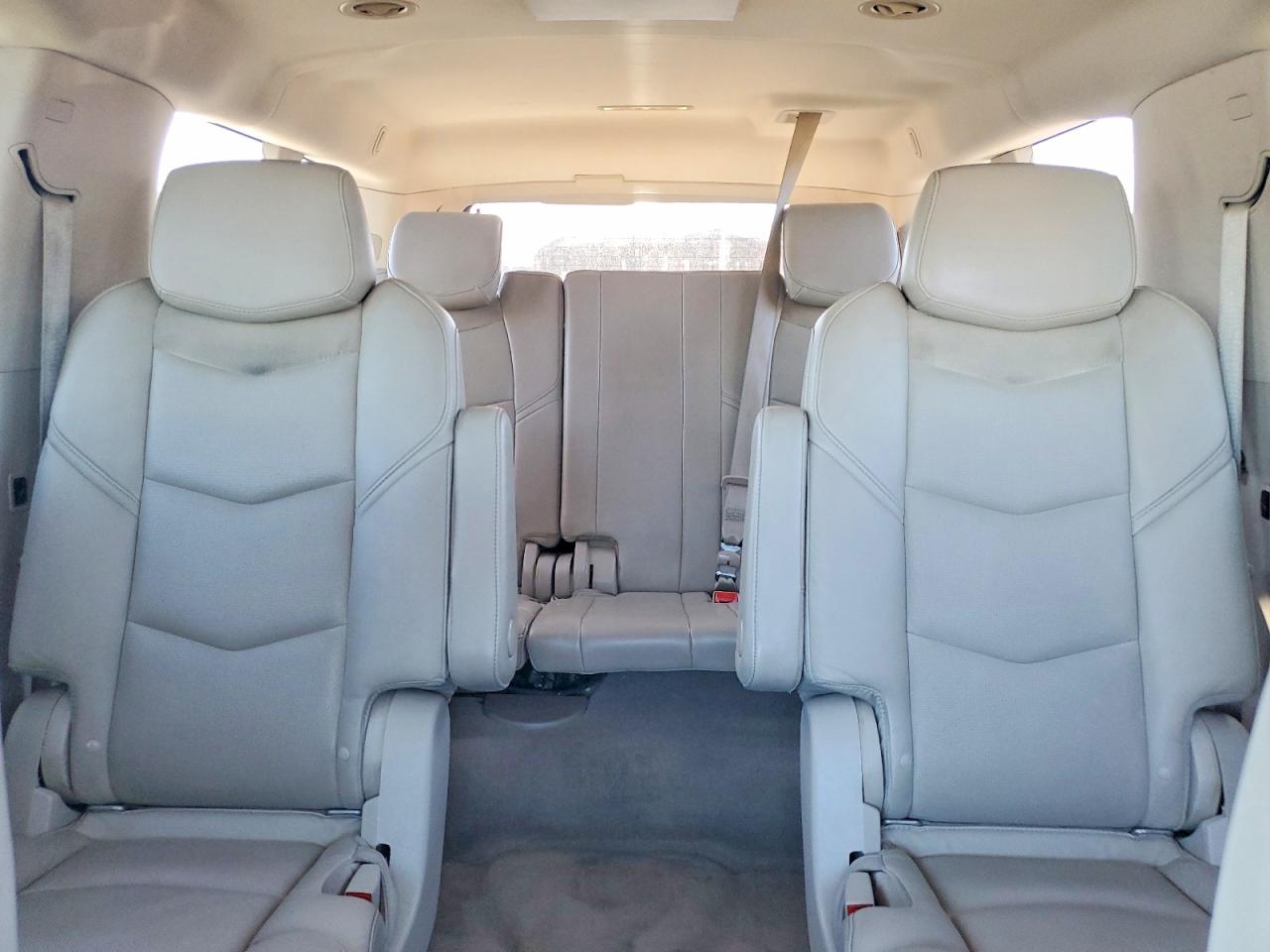 2016 CADILLAC ESCALADE ESV PREMIUM photo 19