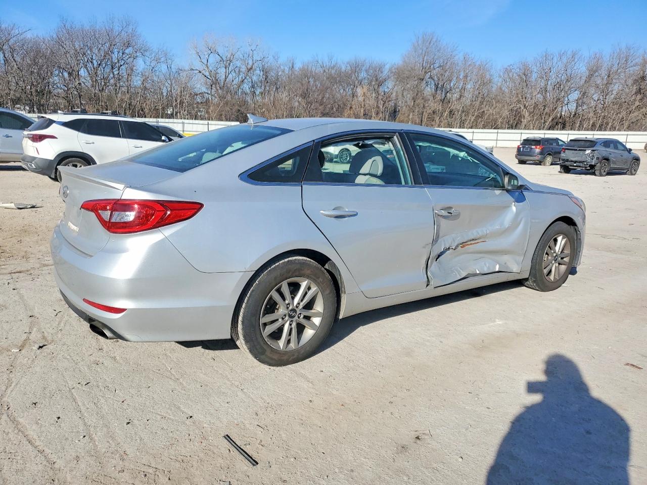 2016 HYUNDAI SONATA SE photo 5
