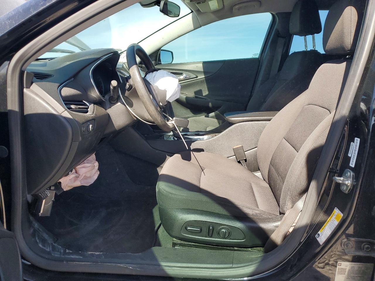 2020 CHEVROLET MALIBU LT photo 7
