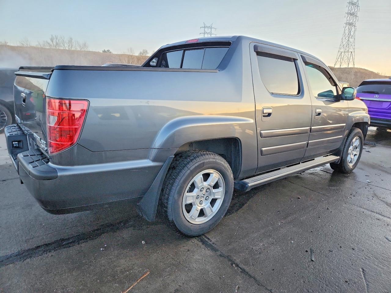 2011 HONDA RIDGELINE RTS photo 3