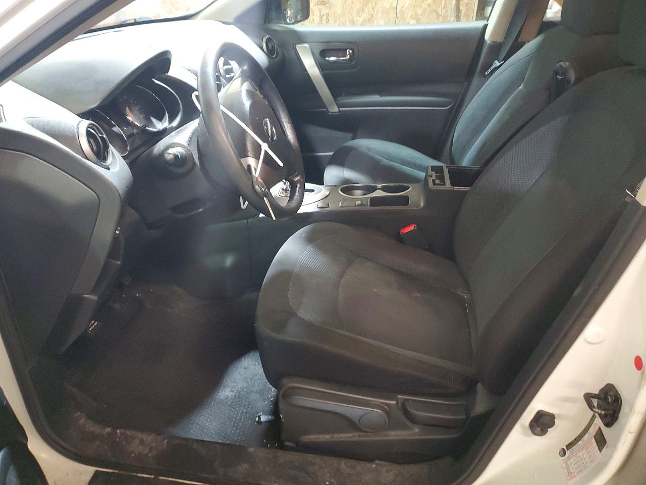 2013 NISSAN ROGUE S photo 7