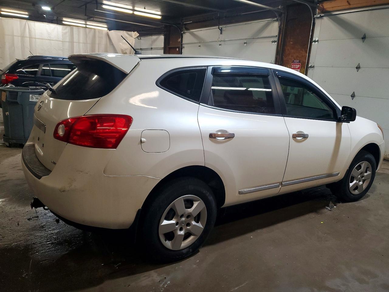 2013 NISSAN ROGUE S photo 3