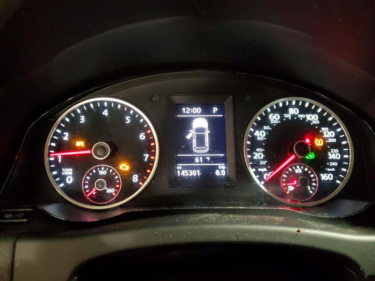 2016 VOLKSWAGEN TIGUAN S photo 9