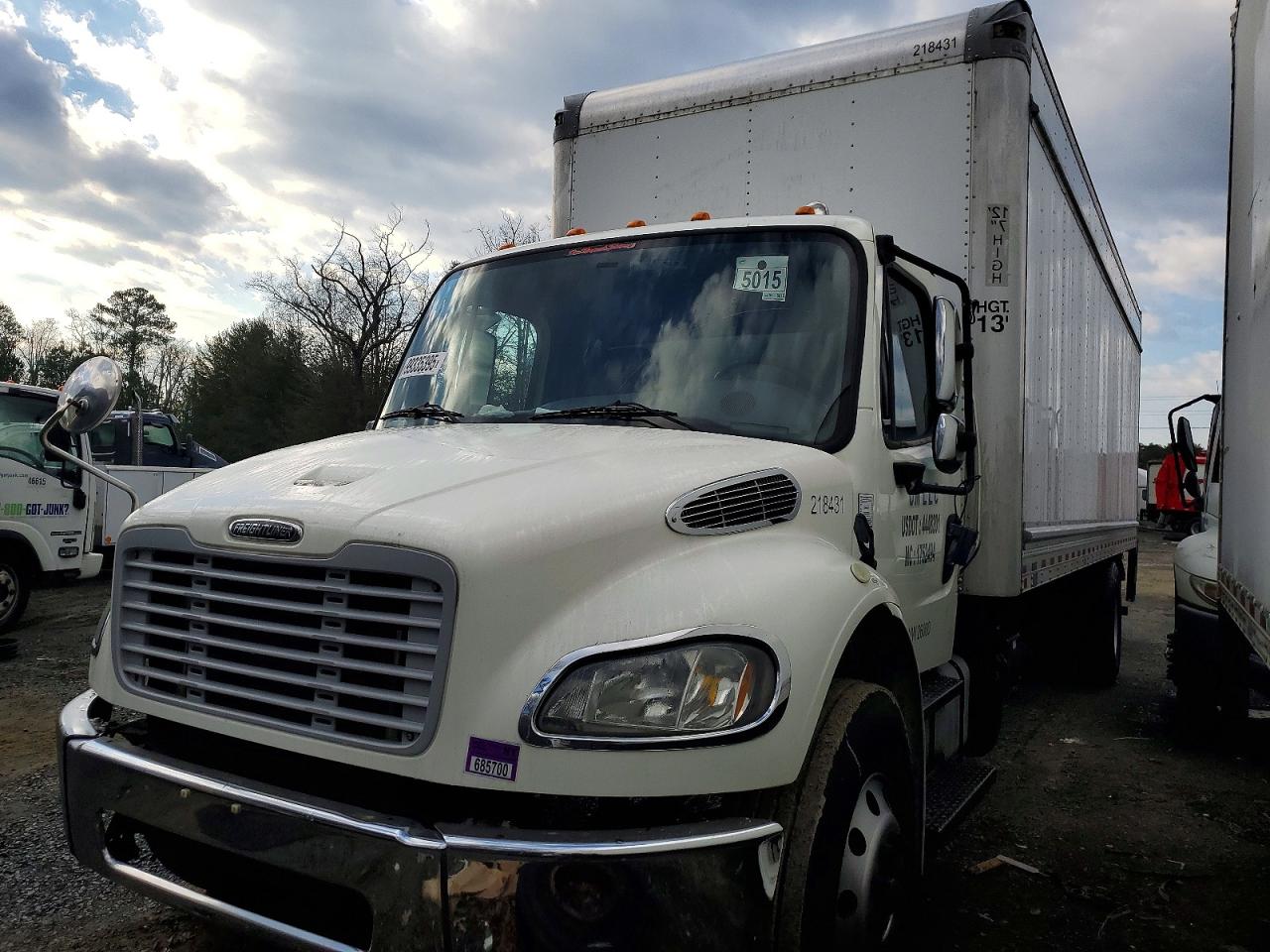 2019 FREIGHTLINER M2 106 MED