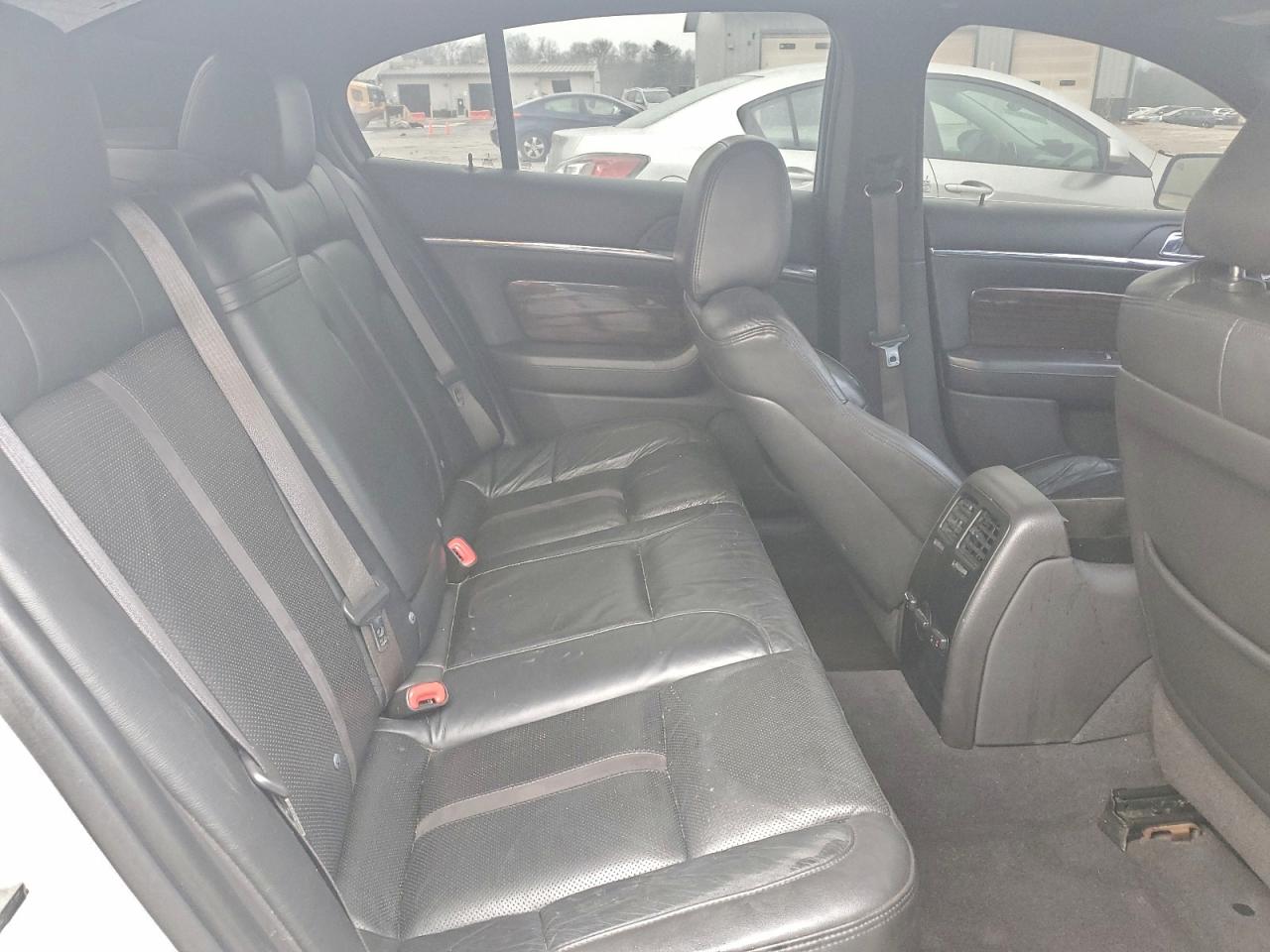 2009 LINCOLN MKS photo 10