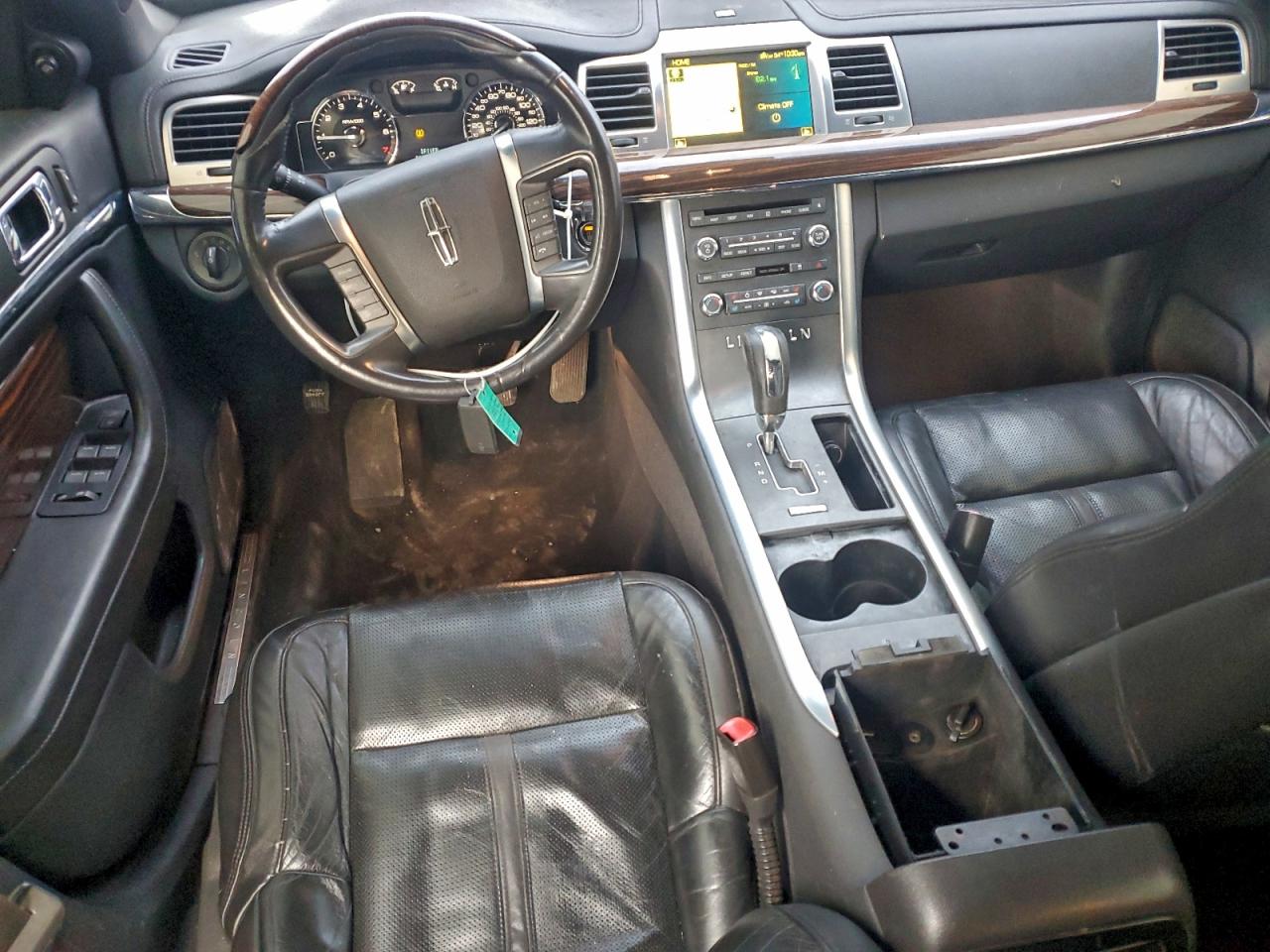 2009 LINCOLN MKS photo 8