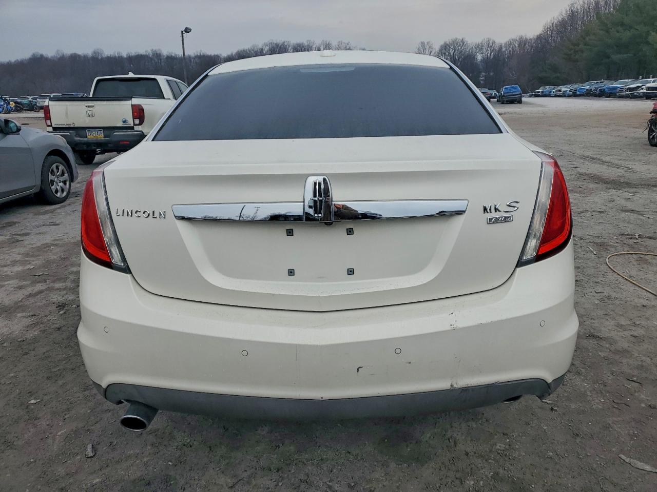 2009 LINCOLN MKS photo 6