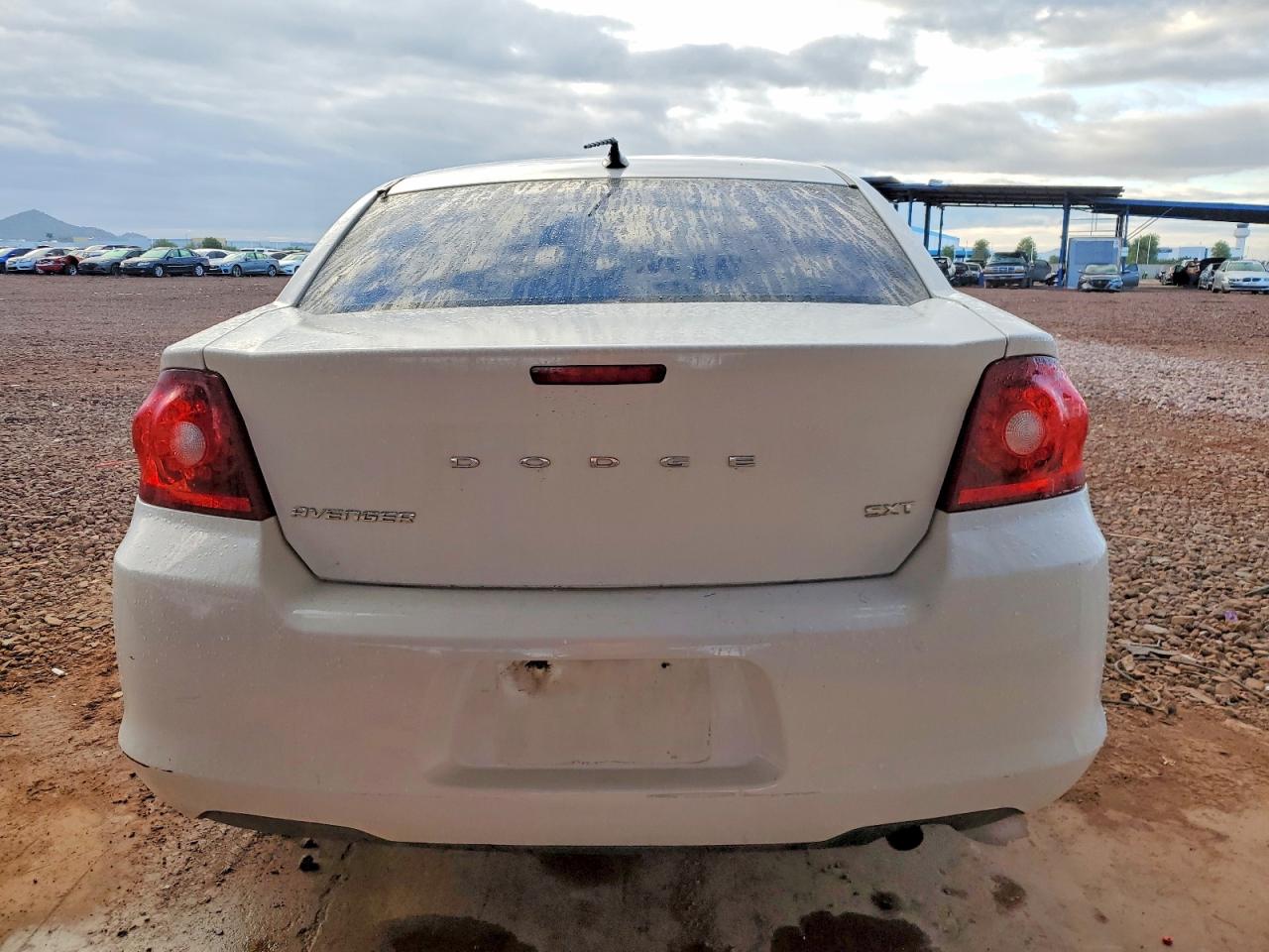 2013 DODGE AVENGER SXT photo 6