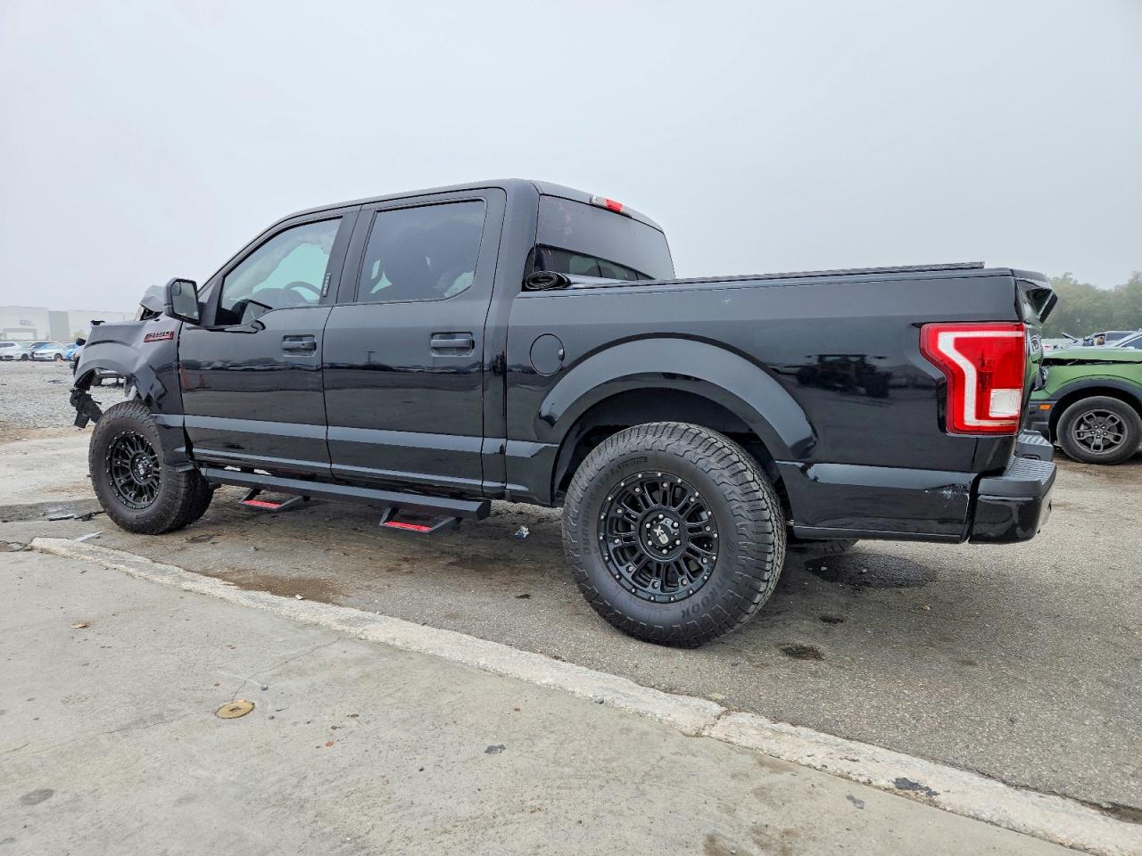2017 FORD F150 SUPERCREW photo 2