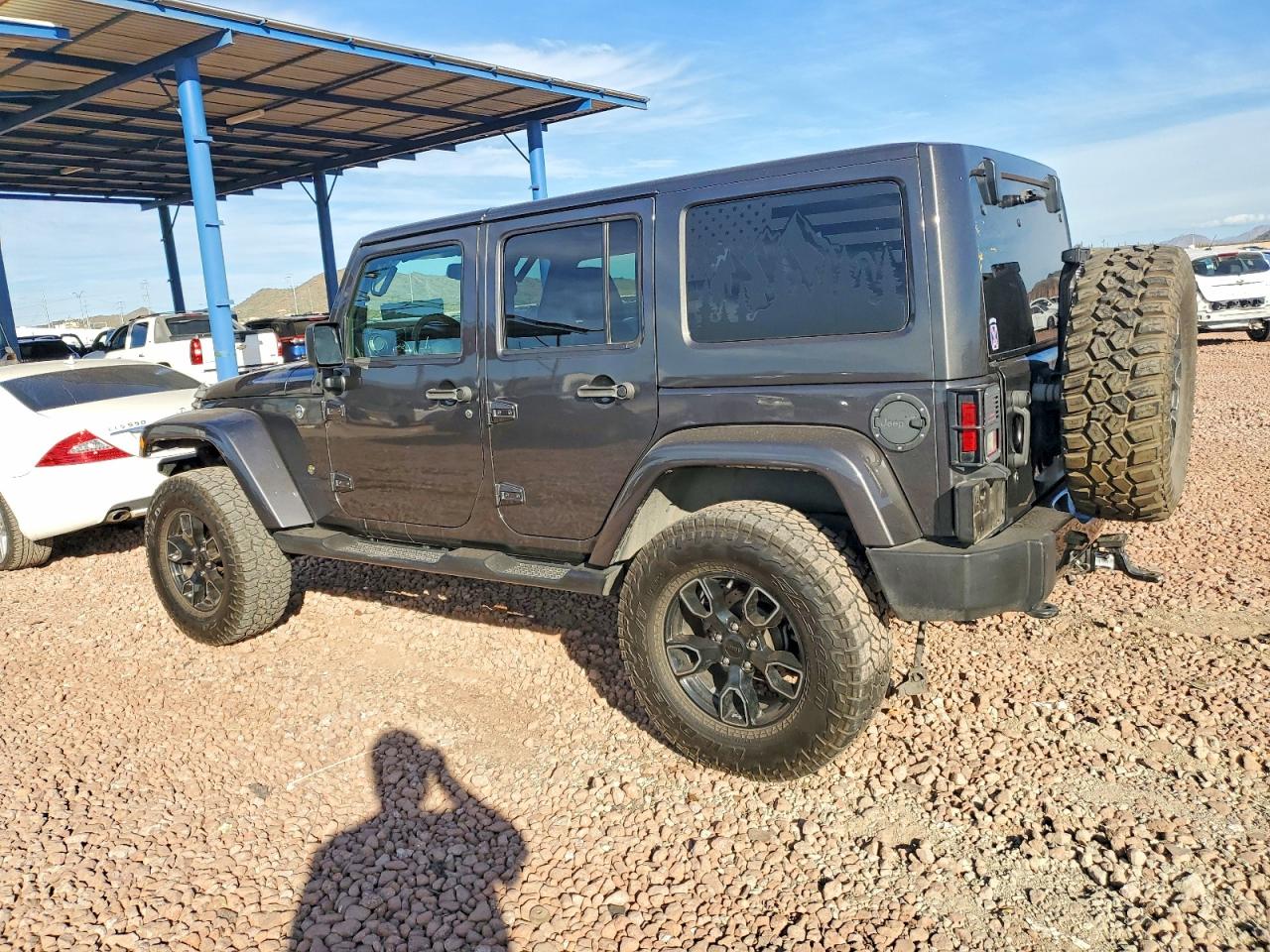 2018 JEEP WRANGLER UNLIMITED SAHARA photo 2