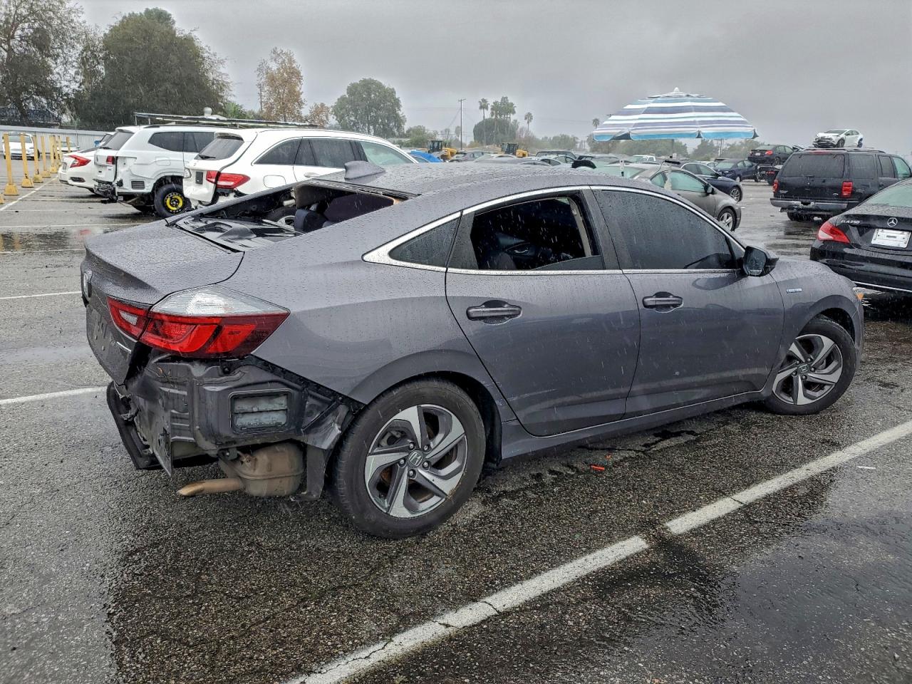 2019 HONDA INSIGHT LX photo 3