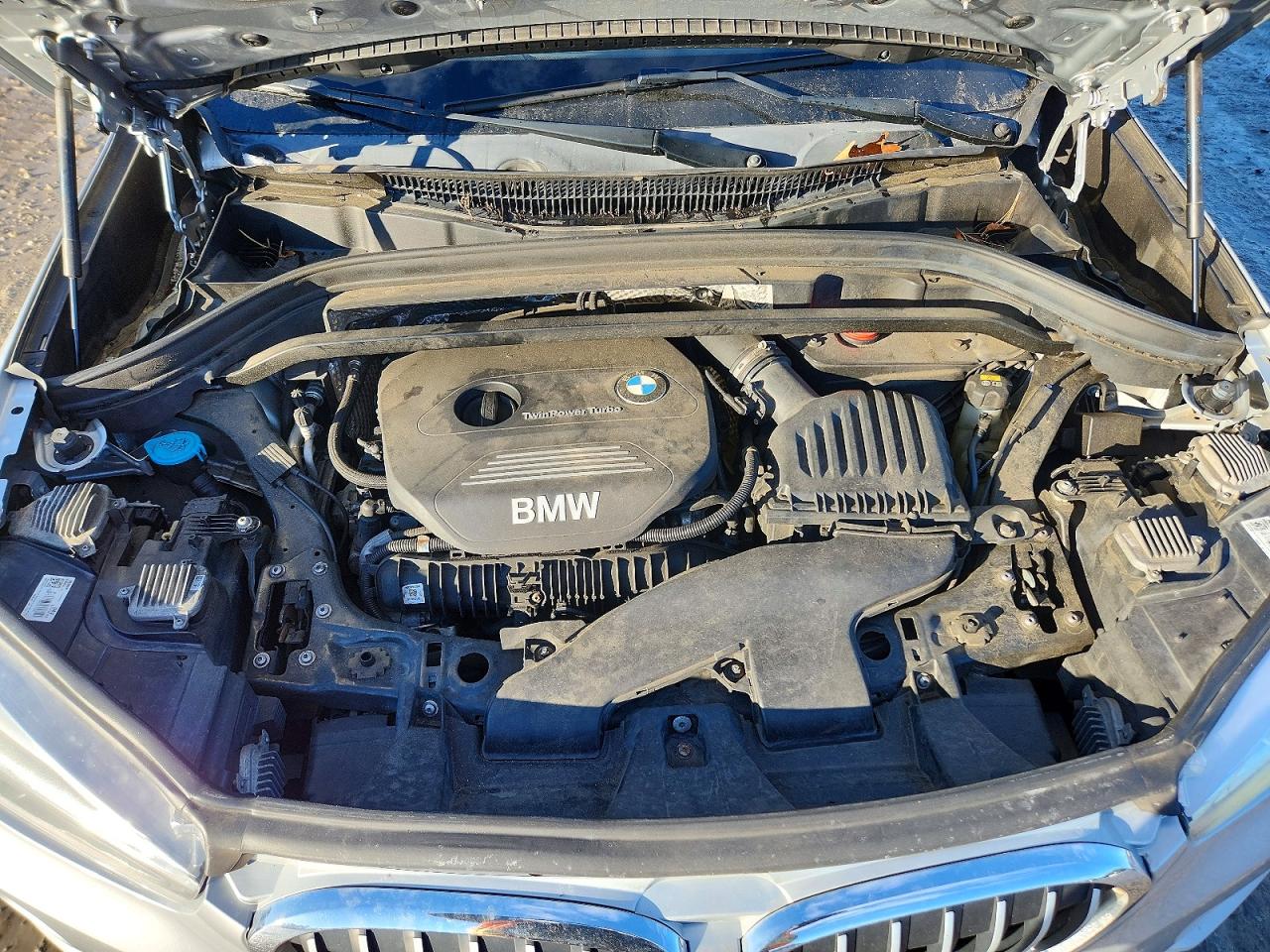 2016 BMW X1 XDRIVE28I photo 12