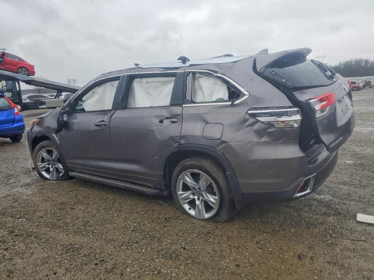 2017 TOYOTA HIGHLANDER LIMITED photo 2