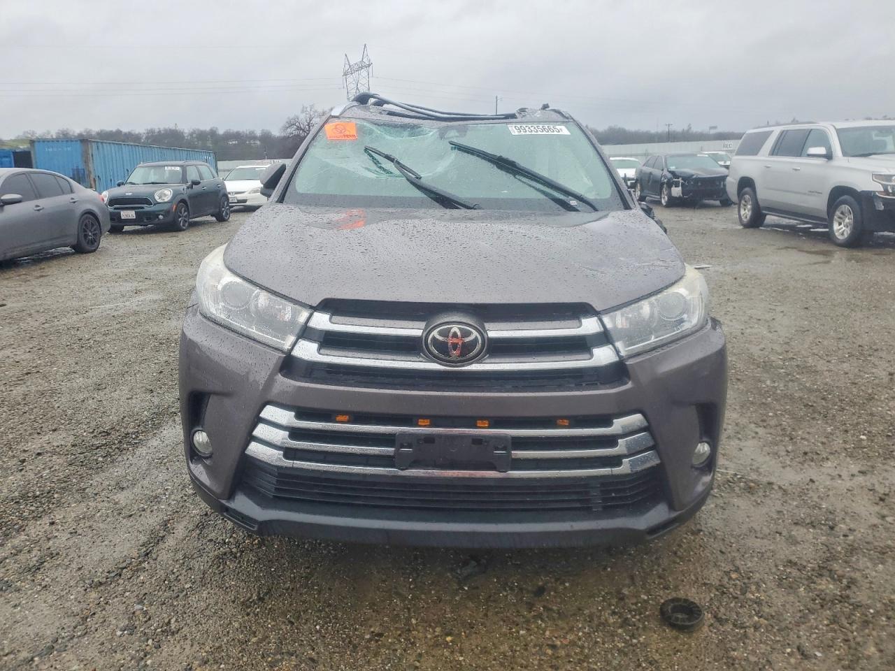 2017 TOYOTA HIGHLANDER LIMITED photo 5