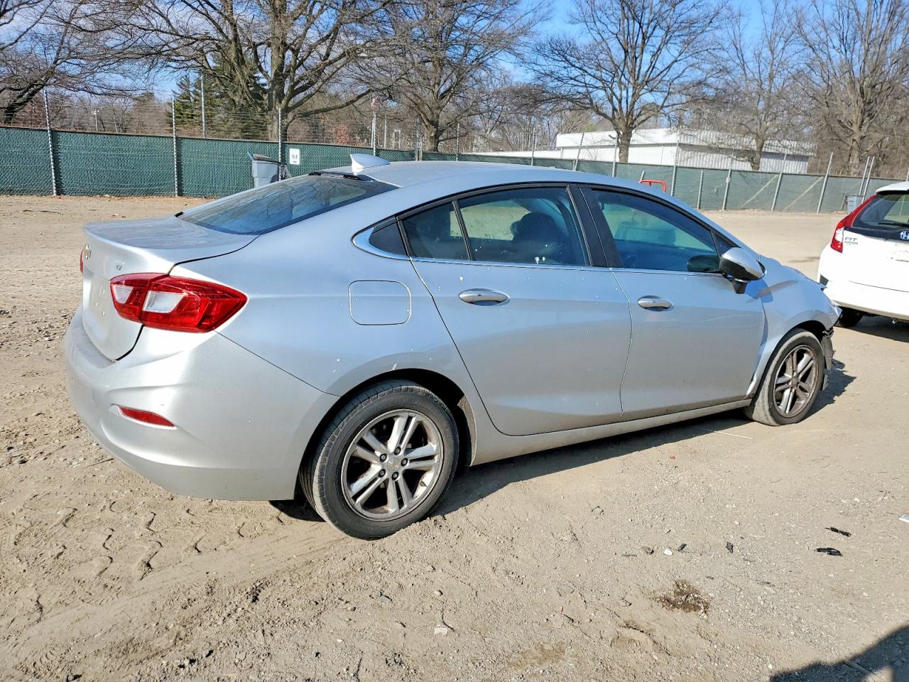 2017 CHEVROLET CRUZE LT photo 5