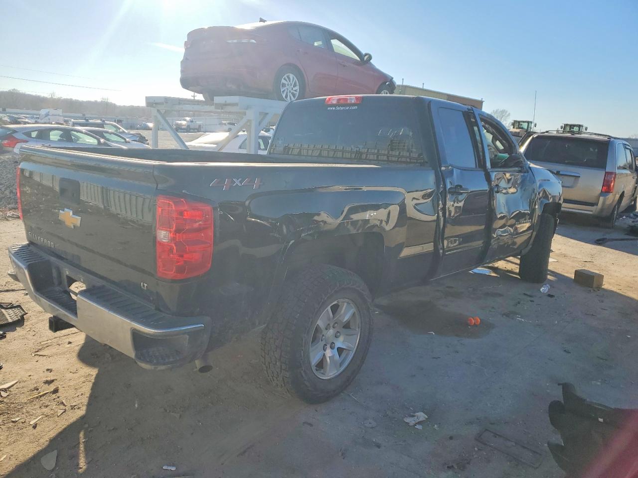 2018 CHEVROLET SILVERADO K1500 LT photo 3