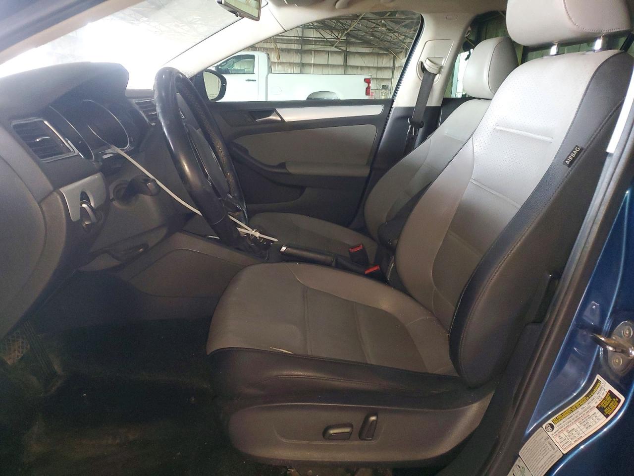2016 VOLKSWAGEN JETTA HYBRID photo 7