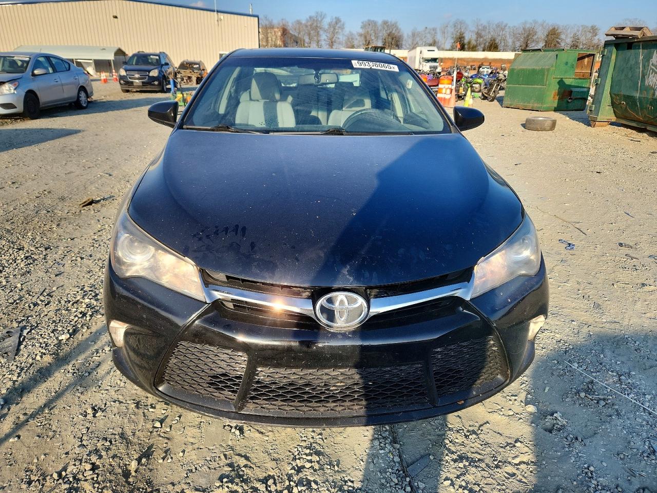 2017 TOYOTA CAMRY LE photo 5