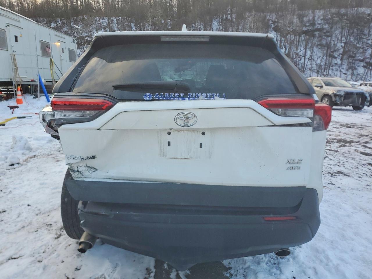2019 TOYOTA RAV4 XLE PREMIUM photo 6
