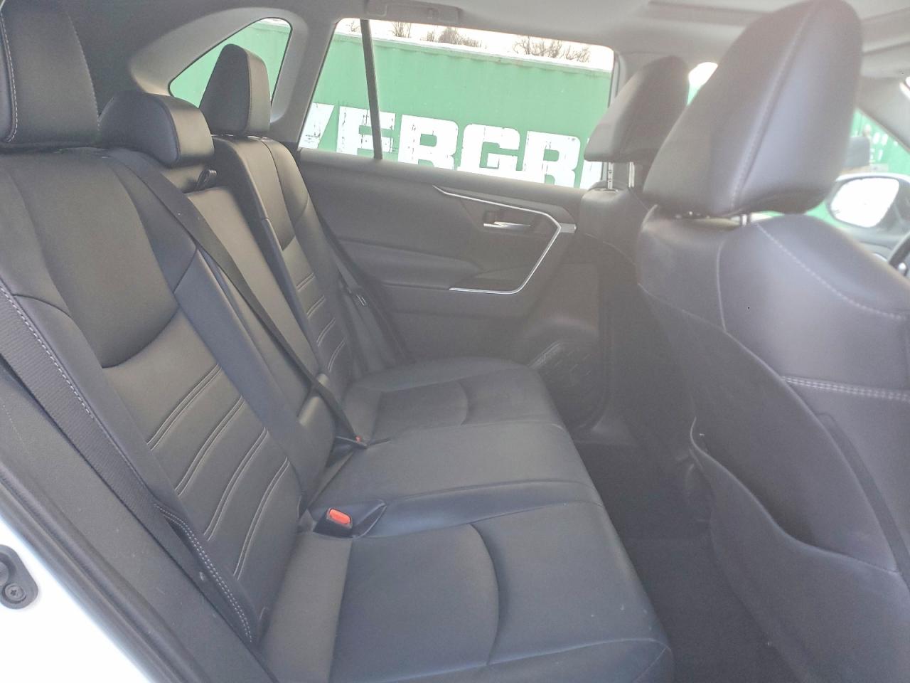 2019 TOYOTA RAV4 XLE PREMIUM photo 11