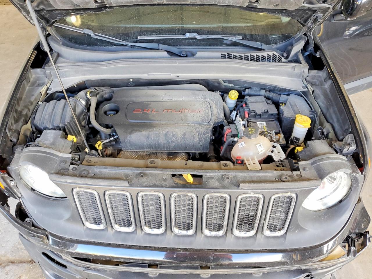 2015 JEEP RENEGADE LATITUDE photo 11
