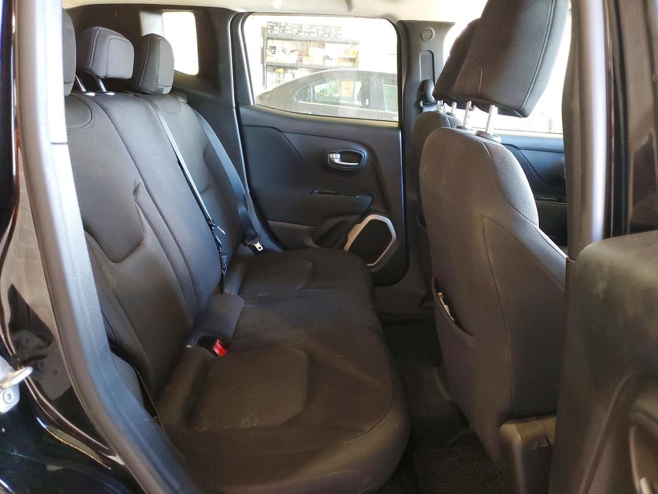 2015 JEEP RENEGADE LATITUDE photo 10