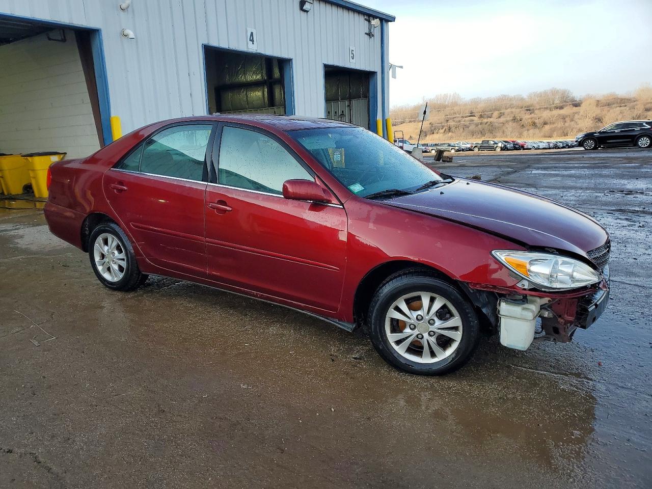2004 TOYOTA CAMRY LE photo 7