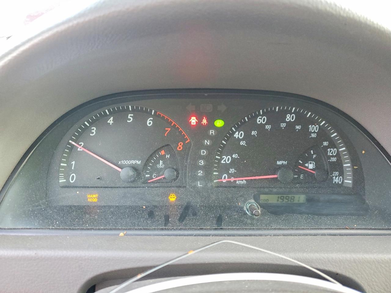 2004 TOYOTA CAMRY LE photo 17