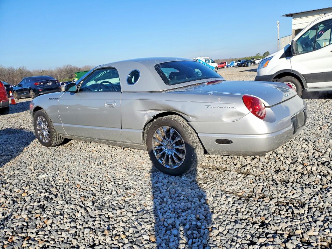 2004 FORD THUNDERBIRD photo 2
