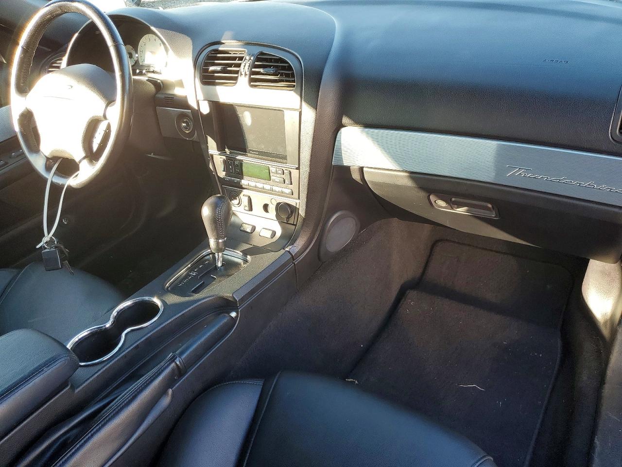 2004 FORD THUNDERBIRD photo 8